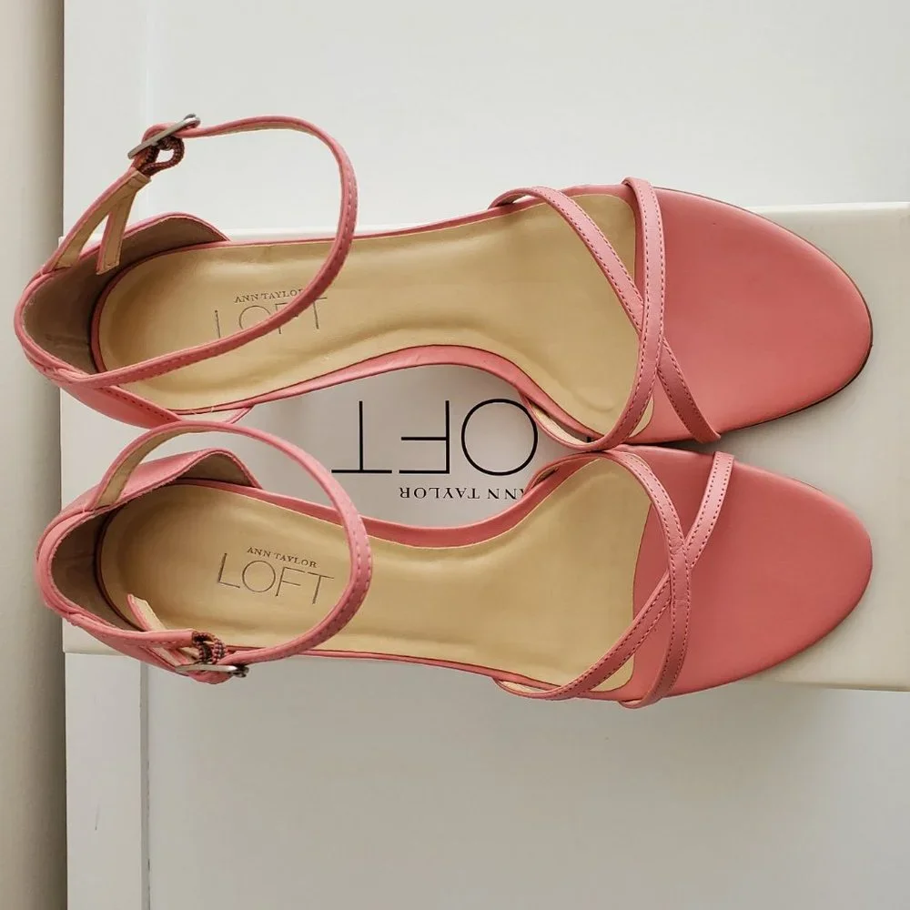 Ann Taylor Loft Leather Ankle Strap 3" Wood Heel Sandals | Like New | 6.5 | Pink - Picture 16 of 16